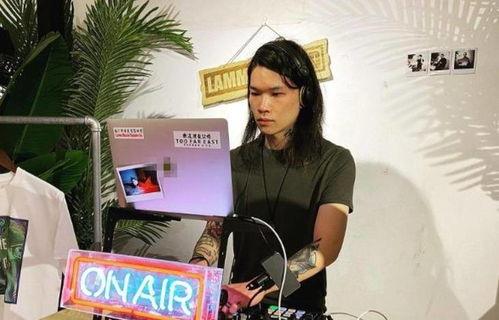 港媒爆料搞笑视频,搞笑视频引发网友热议